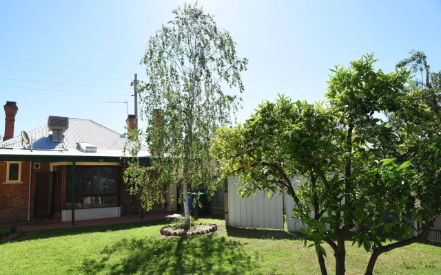 Sportsmens Club Hotel