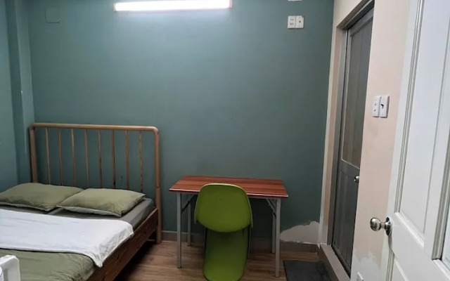 Papaya Hotel & Café 2