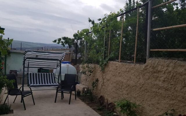 Upstairs Hotel Tbilisi