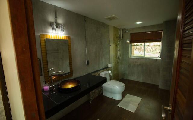 Nan De Panna Riverside Homestay