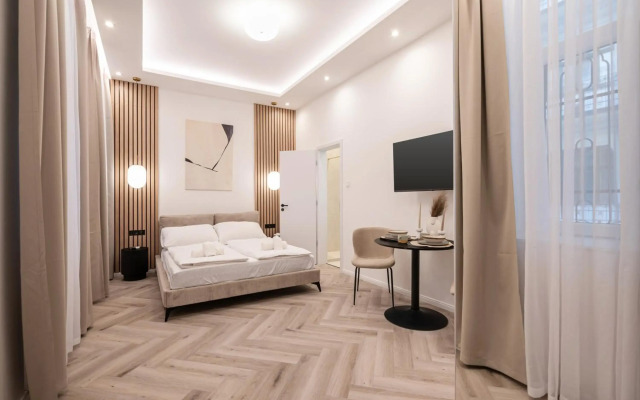 K51- Boutique Apartments, Best Location, by BQA