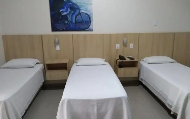 Victoria Plaza Hotel