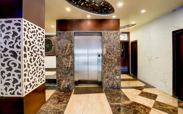 Super Townhouse Lalghati Near Airport