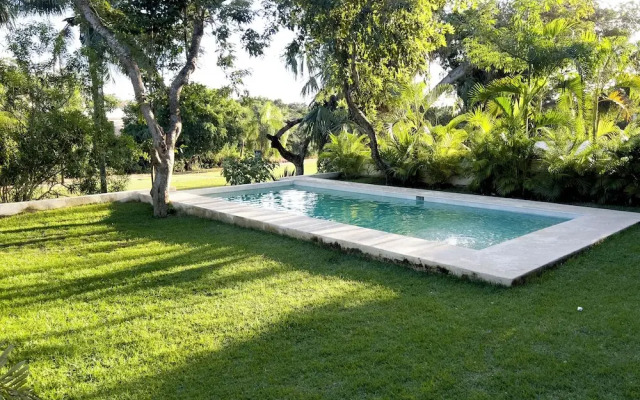 Studio 55 Private HotTube
