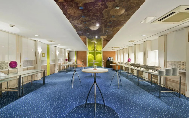 DoubleTree by Hilton Hannover Schweizerhof