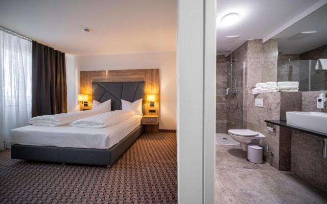 EE Hotel