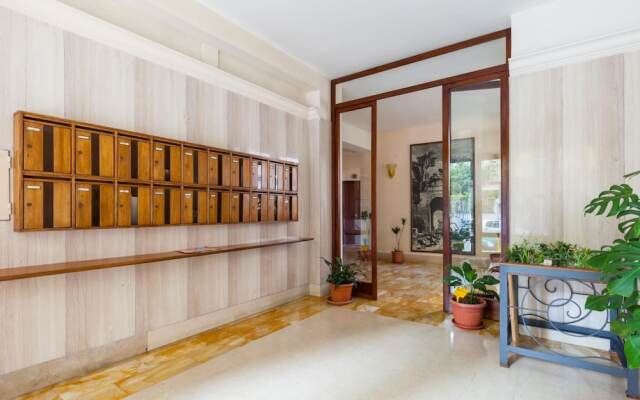 Fresh and Trendy Flat at Vomero