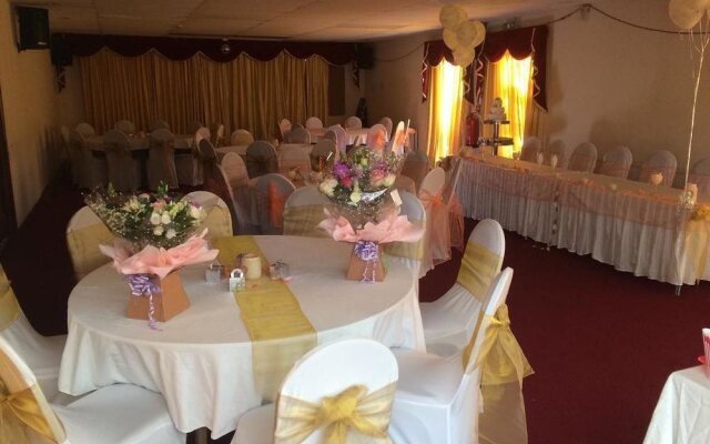 Fountain Court Hotel