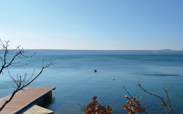 Awesome Home in Maslenica With Wifi and 3 Bedrooms