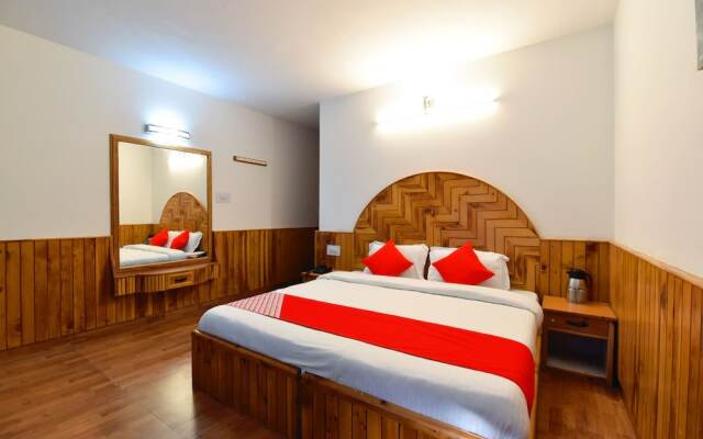 OYO 6426 Hotel Rishi Palace