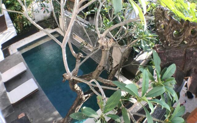 Kubu Munggu Homestay