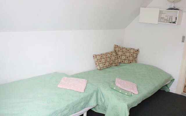 Apartment and Rooms Bed & Breakfast Mols