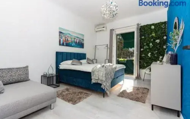 Spacious Apartment Center