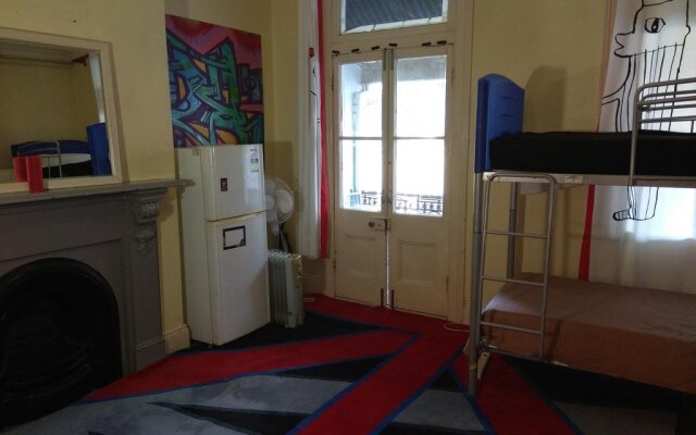 Asylum Sydney Backpackers Hostel