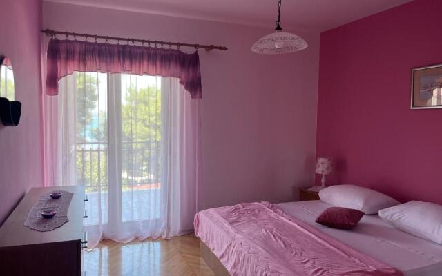 Apartments Villa Mirella