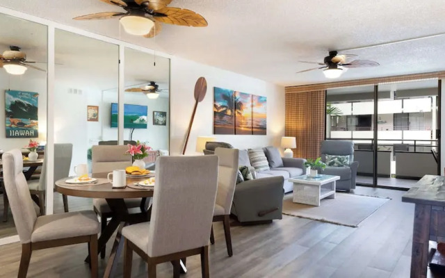 Oceanfront Condo 117 in Kailua-kona