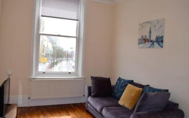 Camden Apartment A/Apartment