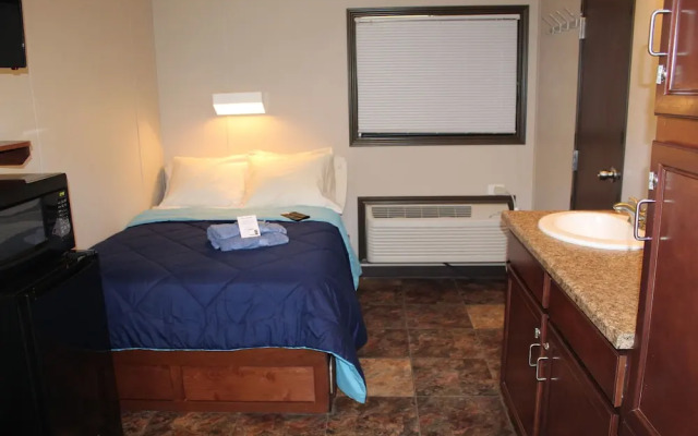 Target Hospitality - Carlsbad Lodge