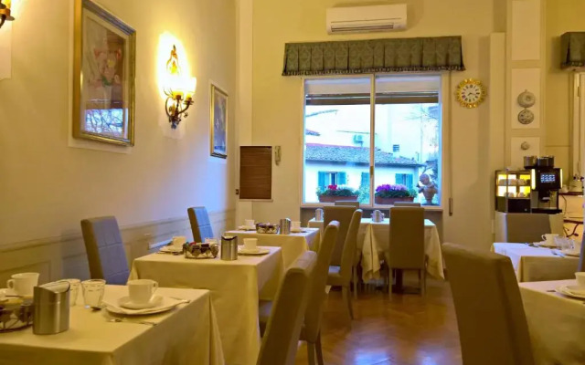 Hotel David