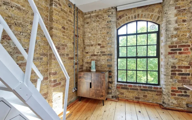 Spacious 1 Bed 1 Bath Southwark