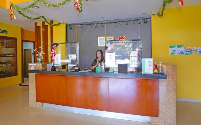Townhouse OAK Hotel Fiducia Pasar Minggu