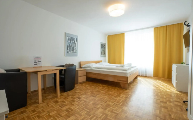 Central living - Stephansdom Apartments