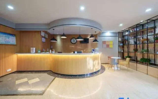 Pod Choice Hotel (Xi'an Xianning East Road Tianjiawan Subway Station)