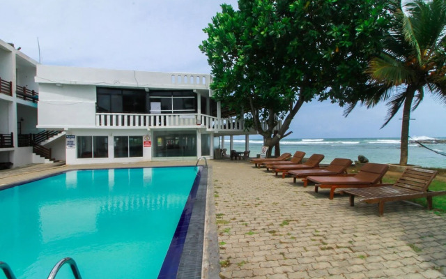 OYO 251 Milton Beach Resort