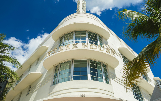Essex House By Clevelander