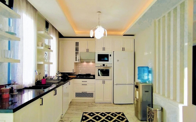 3 Br Apertment in Aksu