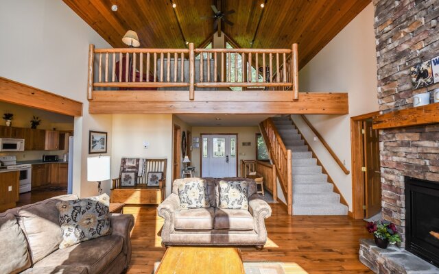 Mountain Top Lodge 4 Bedroom House