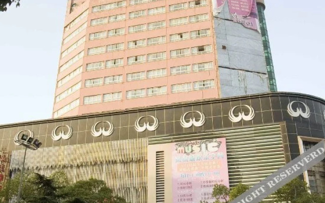 Phoenix Holiday Hotel