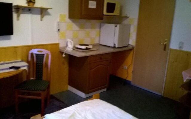 Fred's Zimmer & Ferienwohnungen