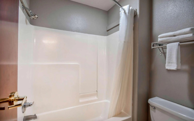 Motel 6 Abbeville, LA