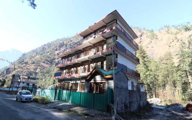 Oyo 23570 Hotel New Tashila