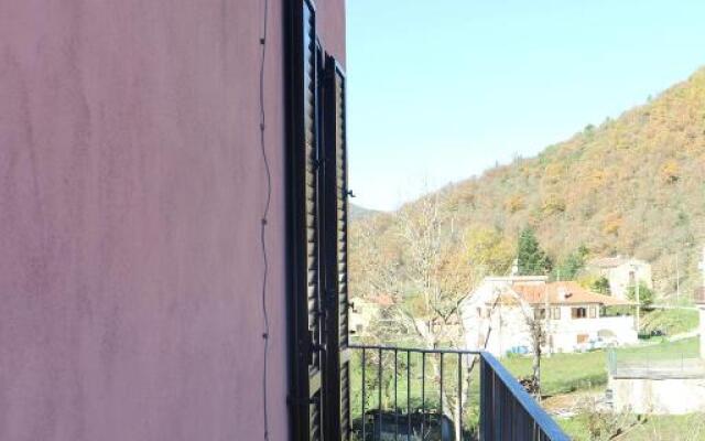 Analogic tour - Appartamento con balcone Valleremita