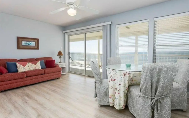 Mar Vista by Meyer Vacation Rentals