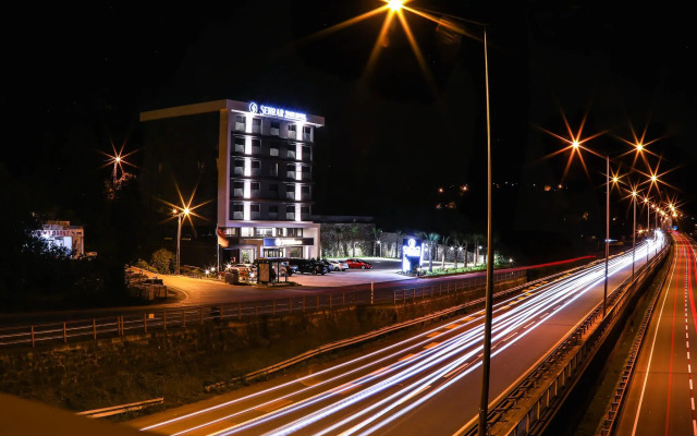 Şehrar Suit Hotel