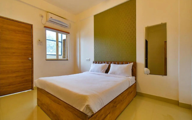 FabHotel Tiru Residency