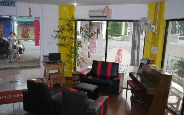 Abby Hotel By The River Town