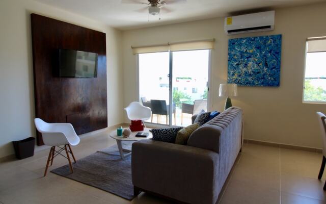 Selvanova 3 bedroom Condo & Casa Club