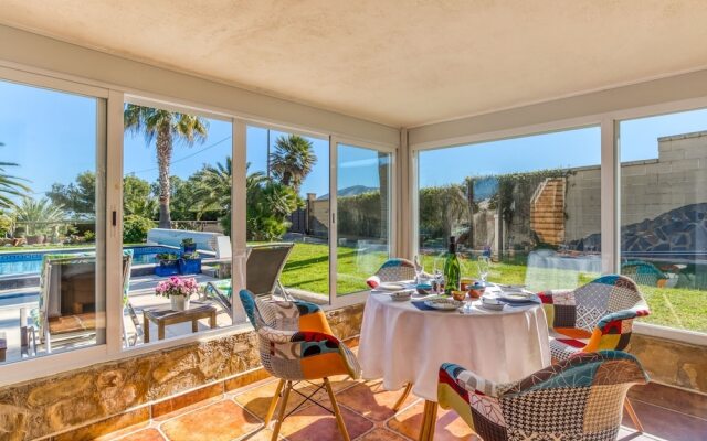 Deluxe Apartment in Albir With Pool & Garden