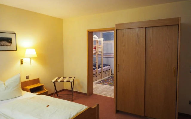 Hotel Pension Cafe Wolfsbach