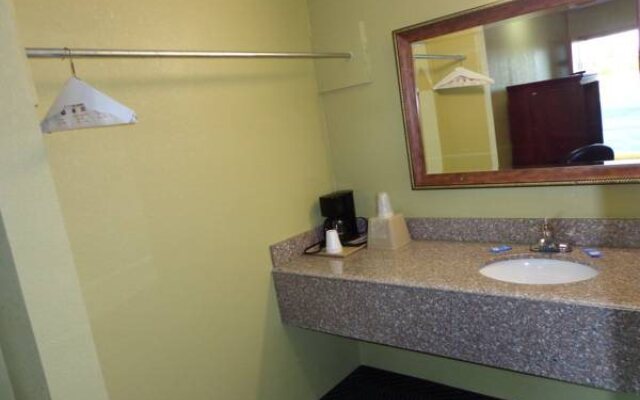 Gateway Motor Inn