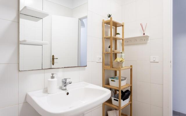Home2Book Stunning Apartment El Médano, Wifi