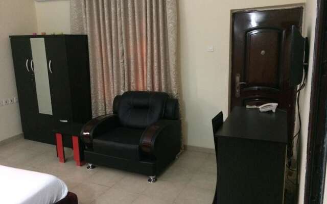 Golden Valley Hotel Enugu