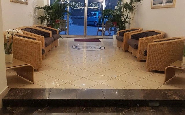 St. Pierre Hotel