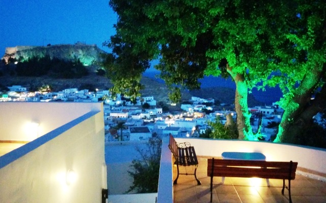 Little Lindos Sea View Studios