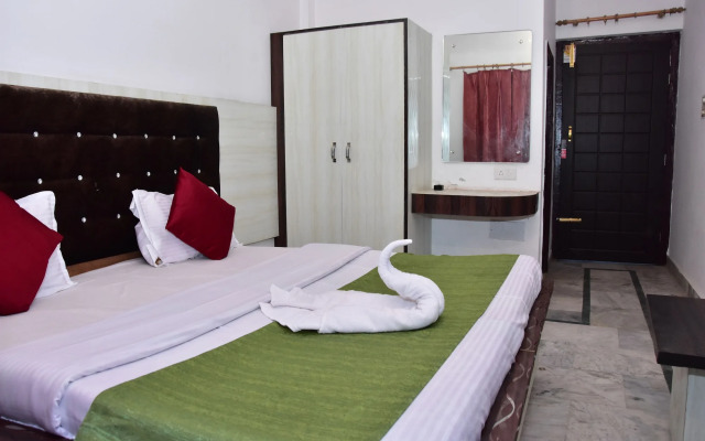 Raj Resort