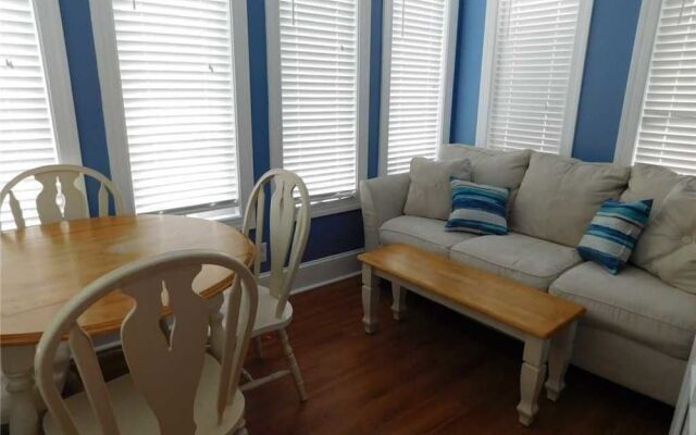 Sea What Happens 4 Br home by RedAwning